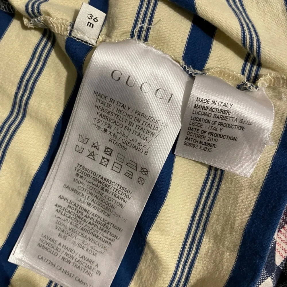 Gucci Cream and Blue Striped Kids Tee with Red Badge
